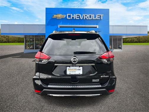 2018 Nissan Rogue SV