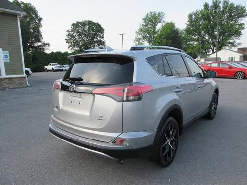 2016 Toyota RAV4 SE