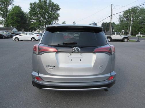2016 Toyota RAV4 SE