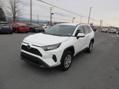 2020 Toyota RAV4 LE
