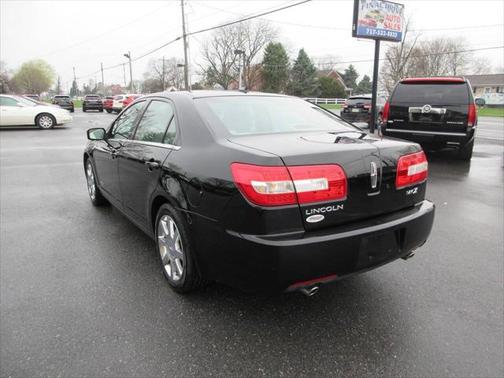 2007 Lincoln MKZ Base