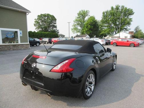 2011 Nissan 370Z Touring
