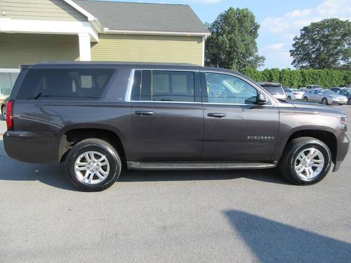 2016 Chevrolet Suburban LS