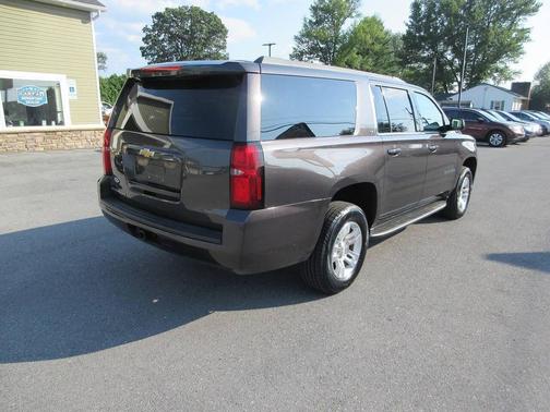 2016 Chevrolet Suburban LS