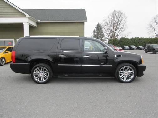 2013 Cadillac Escalade ESV Platinum Edition
