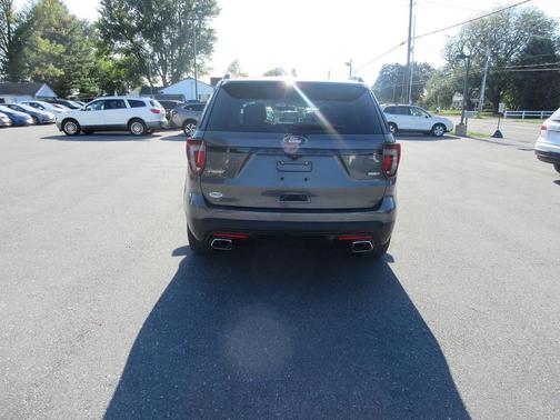 2016 Ford Explorer Sport