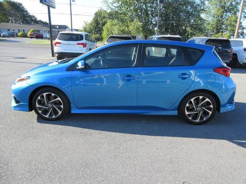 2017 Toyota Corolla iM Base