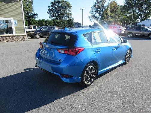 2017 Toyota Corolla iM Base