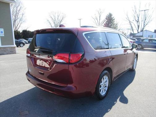 2020 Chrysler Voyager LXI