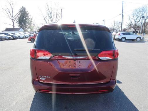 2020 Chrysler Voyager LXI