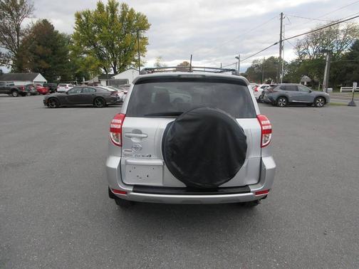 2009 Toyota RAV4 Base