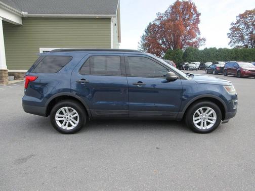 2016 Ford Explorer Base