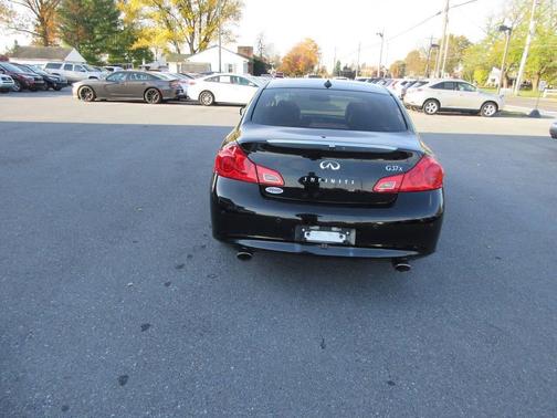 2013 INFINITI G37x Base