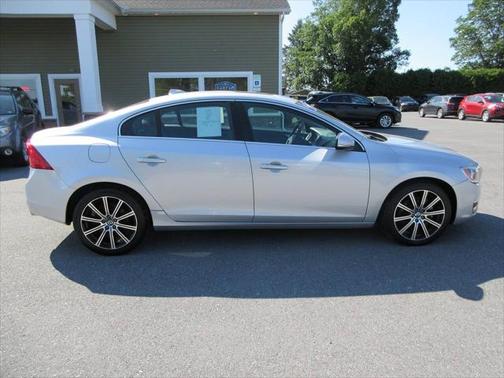 2016 Volvo S60 Inscription T5 Premier