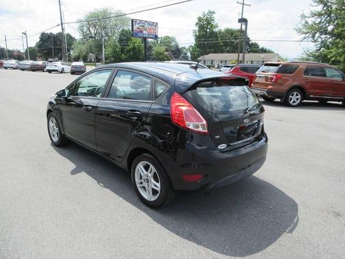 2017 Ford Fiesta SE