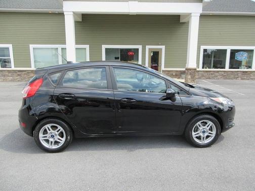 2017 Ford Fiesta SE