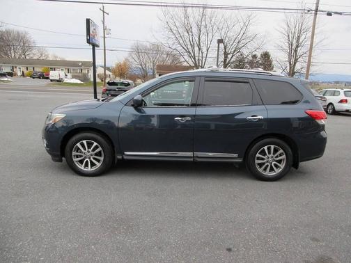 2015 Nissan Pathfinder SL