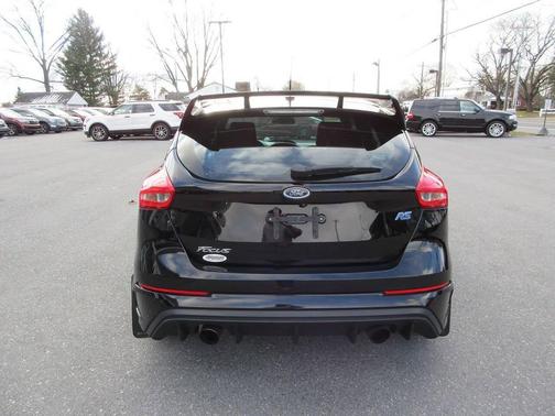 2017 Ford Focus RS Base