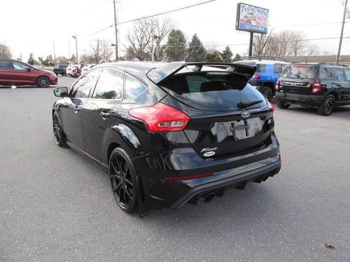 2017 Ford Focus RS Base