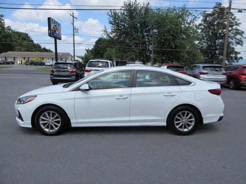 2019 Hyundai SONATA SE