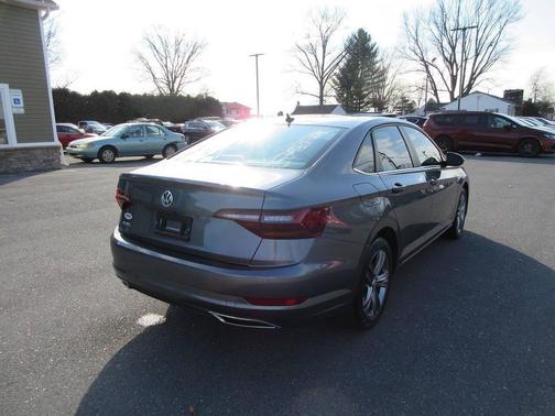 2019 Volkswagen Jetta 1.4T R-Line
