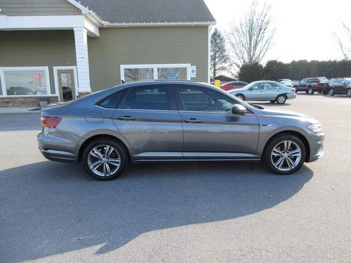 2019 Volkswagen Jetta 1.4T R-Line