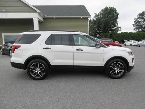 2019 Ford Explorer Sport