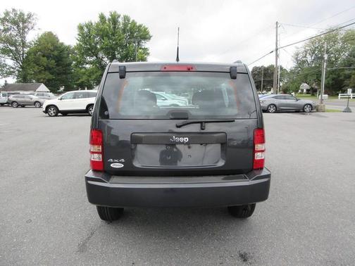 2011 Jeep Liberty Sport