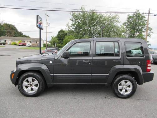 2011 Jeep Liberty Sport