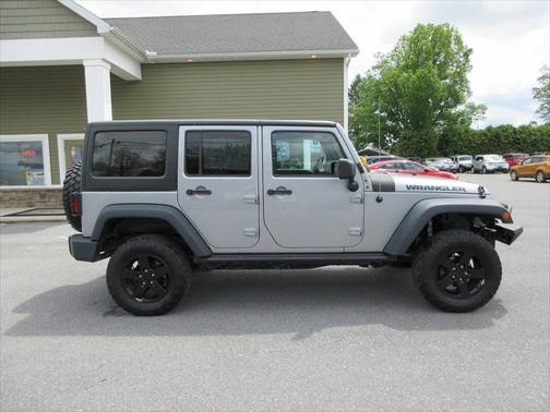 2016 Jeep Wrangler Unlimited Black Bear