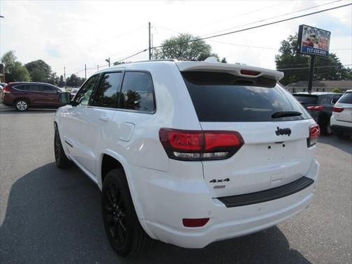 2020 Jeep Grand Cherokee Altitude