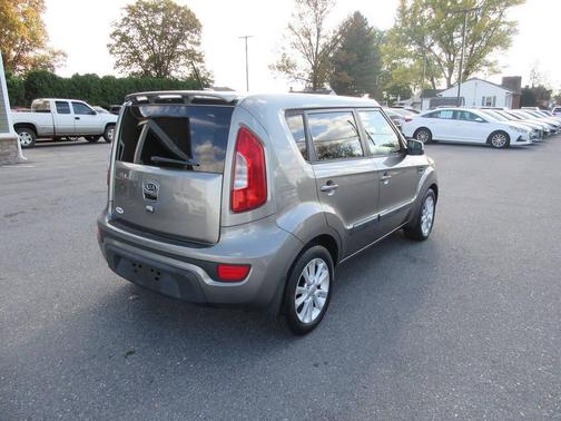 2012 Kia Soul +