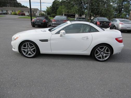 2016 Mercedes-Benz SLK-Class SLK300 Roadster