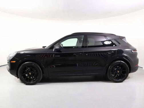 2025 Porsche Cayenne 