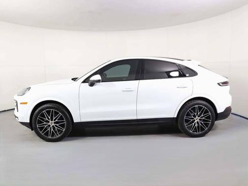 2025 Porsche Cayenne 