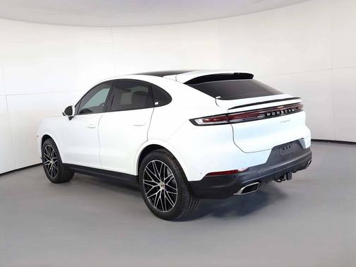 2025 Porsche Cayenne 