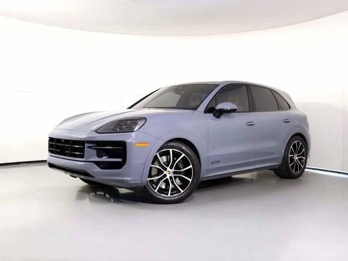 2025 Porsche Cayenne 