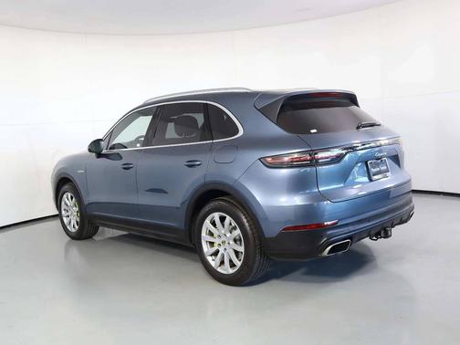 2020 Porsche Cayenne 