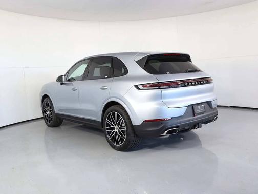 2025 Porsche Cayenne 