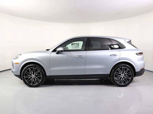 2025 Porsche Cayenne 