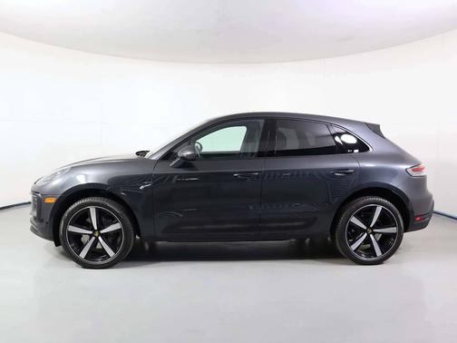 Volcano Grey Metallic 2025 Porsche Macan