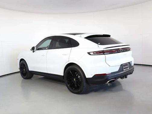 2024 Porsche Cayenne 