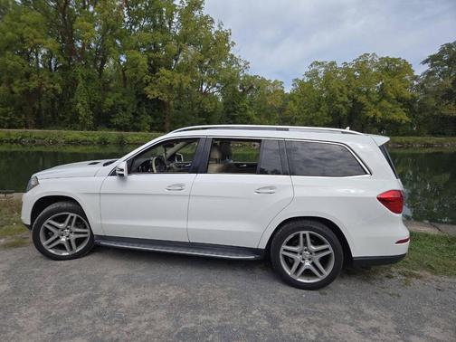 designo Diamond White Metallic 2015 Mercedes-Benz GL-Class 4MATIC