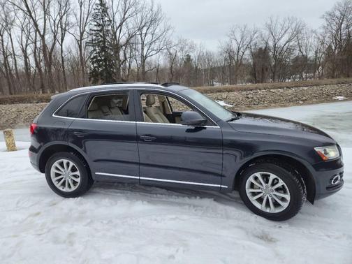 2014 Audi Q5 2.0T Premium Plus
