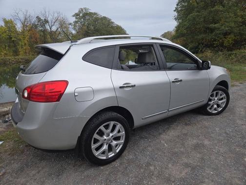 2013 Nissan Rogue SV w/SL Pkg