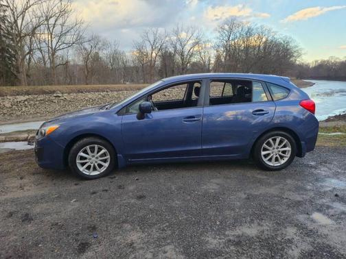2013 Subaru Impreza 2.0i Premium