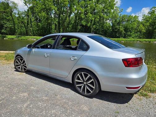 Reflex Silver Metallic 2014 Volkswagen Jetta GLI Autobahn w/Nav
