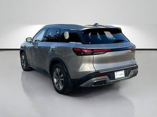 2022 INFINITI QX60 Luxe