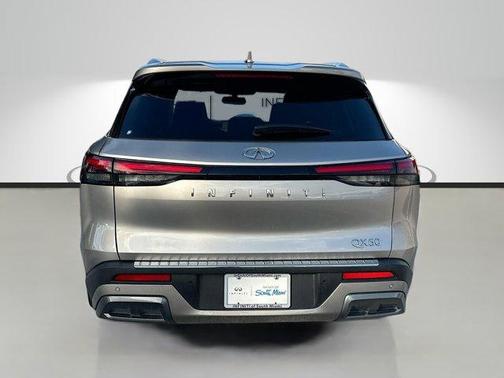 2022 INFINITI QX60 Luxe