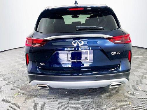 2025 INFINITI QX50 Luxe
